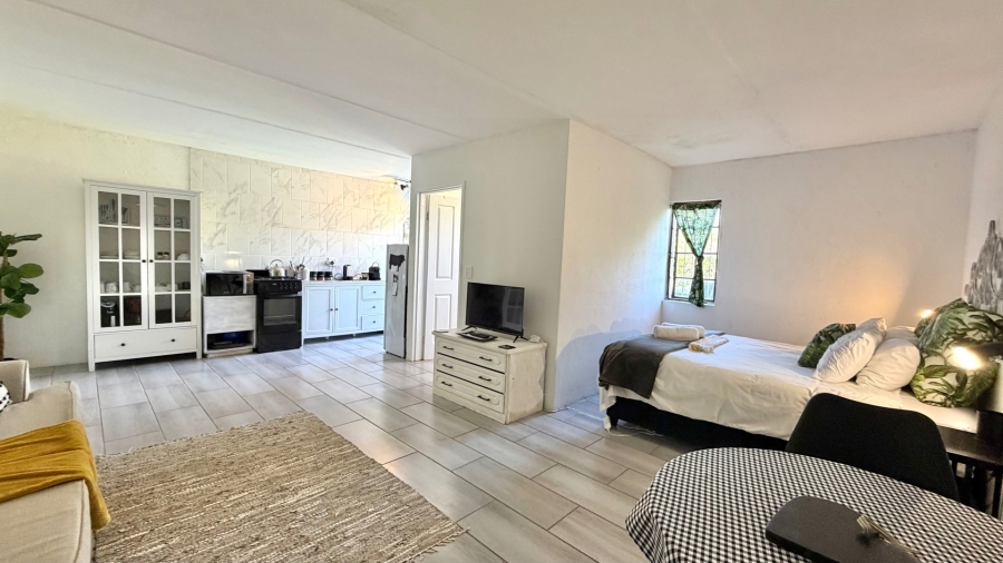 4 Bedroom Property for Sale in Heldervue Western Cape